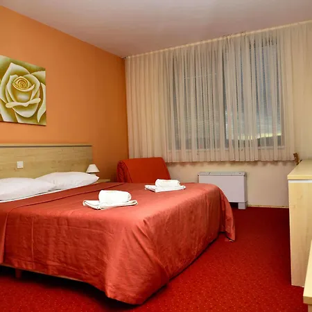 Hotel Erasmus Postojna